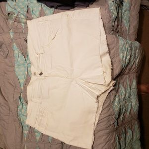 Old Navy Shorts - NWOT old navy shorts Old Navy Shorts - NWOT old navy shorts